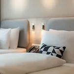 Express - By Ihg 호텔 3*