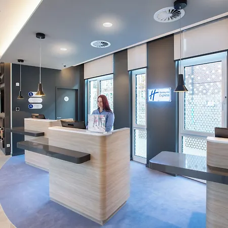 Express - By Ihg Hotel Erlangen