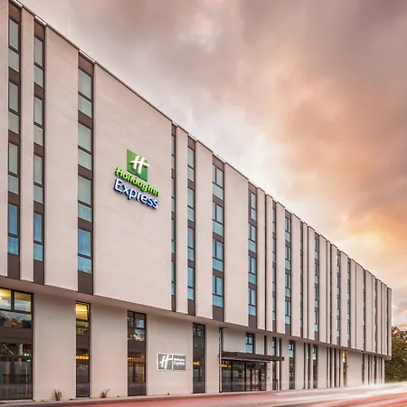 Hotel Express - By Ihg 3*